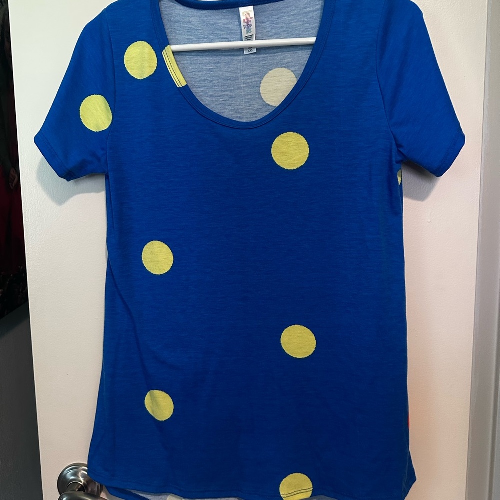 LuLaRoe Blue and Yellow Graphic Short Sleeve Tee